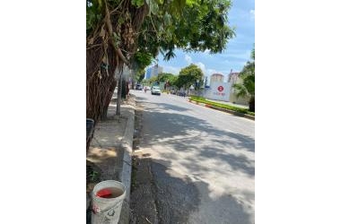 BÁN NHÀ THỤY KHÊ, LÔ GÓC, 2 MẶT CÓ TẦM NHÌN TRÊN 10KM, CẠNH CHỢ BƯỞI - CỰC PHẨM DUY NHẤT KHÔNG CÒN CĂN THỨ 2 –- TẶNG NỘI THẤT XỊN ĐẸP – NGAY MẶT PHỐ Ô TÔ DỪNG ĐỖ.